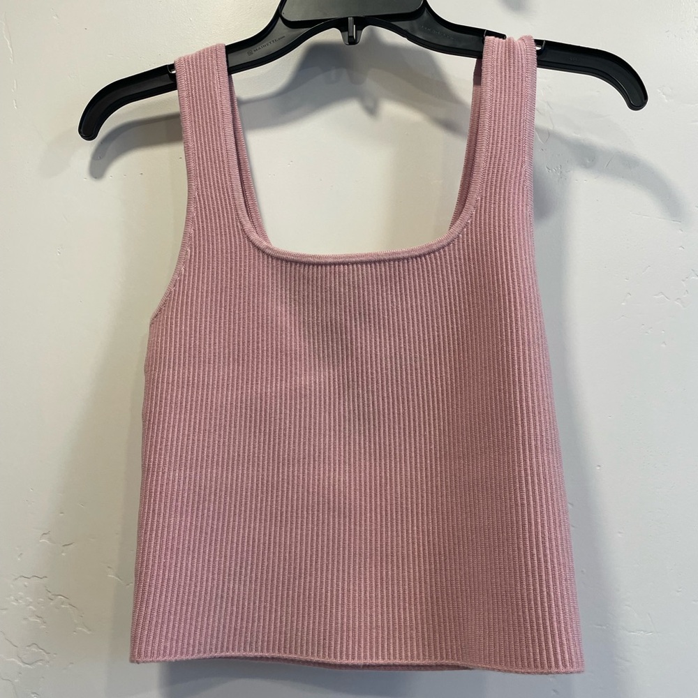 Abercrombie & Fitch Light Pink Ribbed Tank Top